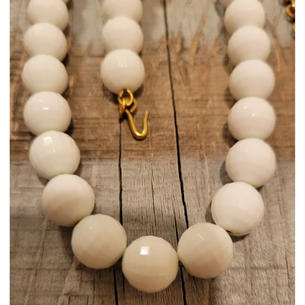 Vintage‎ Monet White Disco Ball Beaded Necklace Gold Tone signed 18